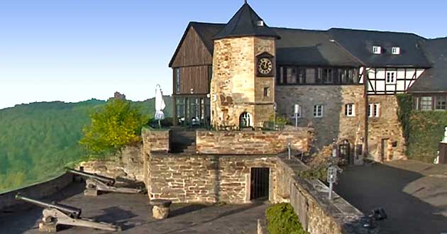 4-star superior castle hotel Lake Edersee