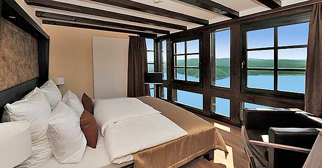 4-star superior castle hotel Lake Edersee