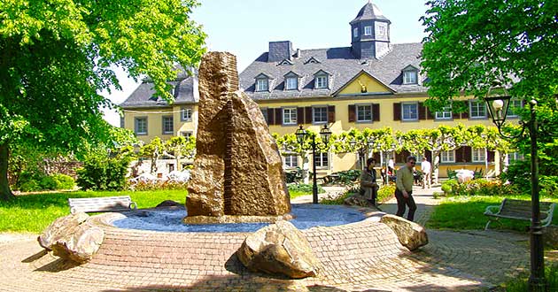 hunt castle hotel in rheingau in ruedesheim am mittelrhein