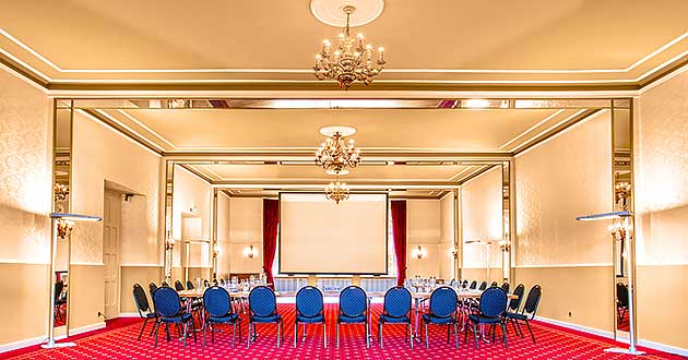 Holidays in the castle hotel in the Black Forest, holiday between Offenburg, Freudenstadt, Villingen-Schwenningen and Freiburg im Breisgau