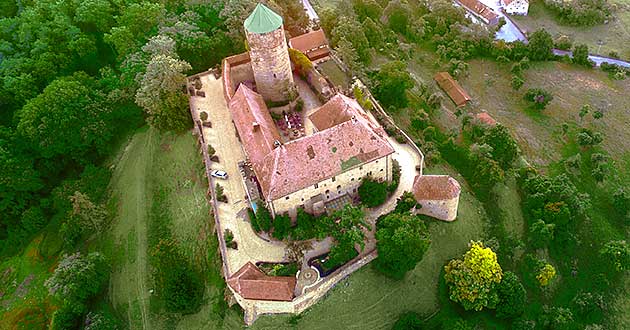 Castle hotel in Mid Franconia between Rothenburg ob der Tauber and the rococo town Ansbach